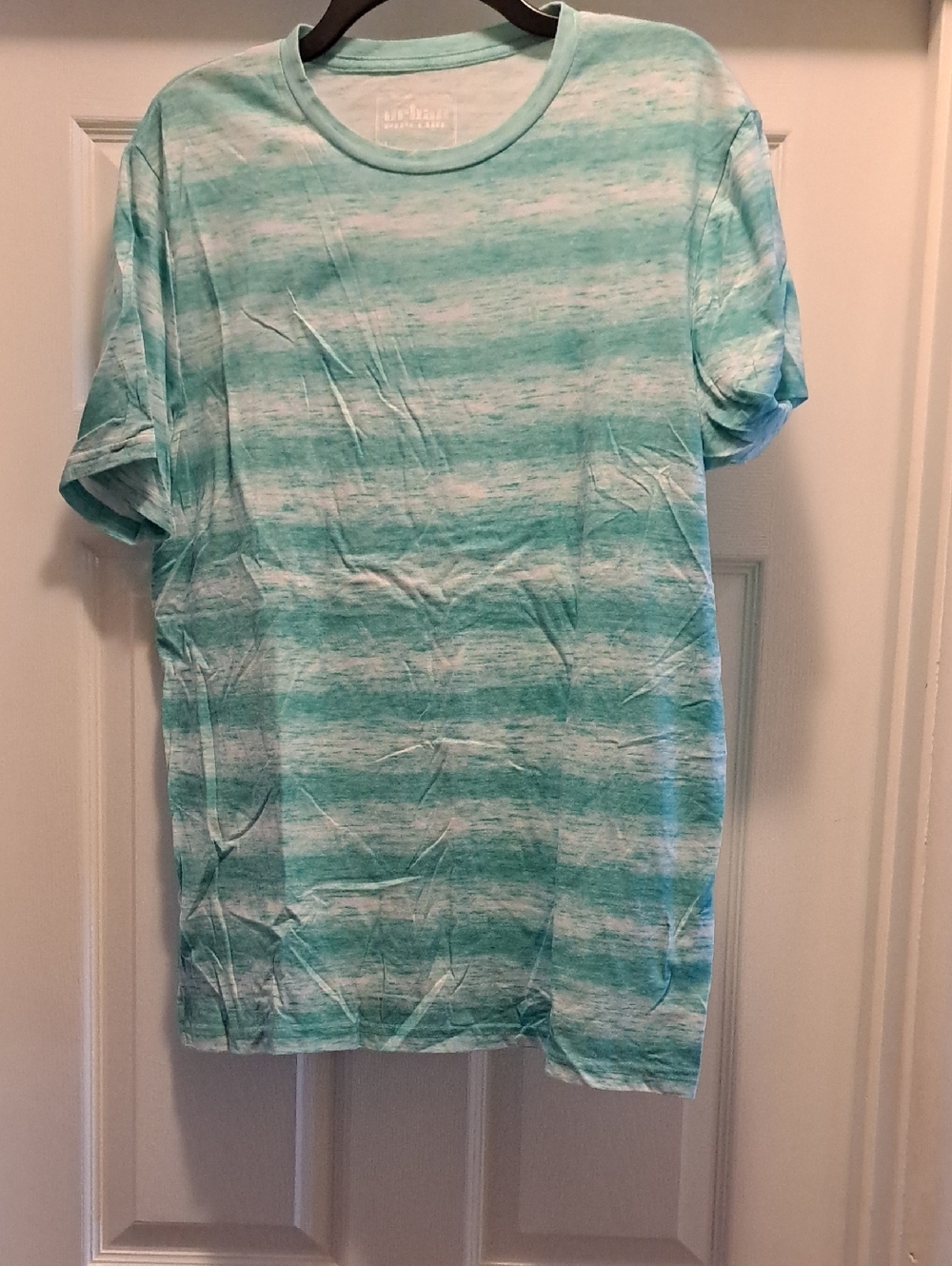 urban pipeline Aqua and White Heather Crew Tee